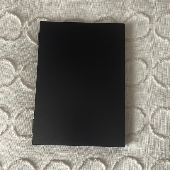 Kim Anderson First Kiss Photo Frame - Picture 5 of 5